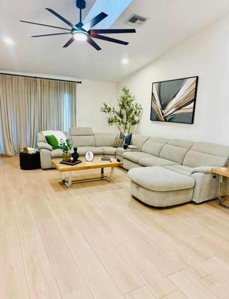 10863 Dalmany Way - Photo 5 of 16