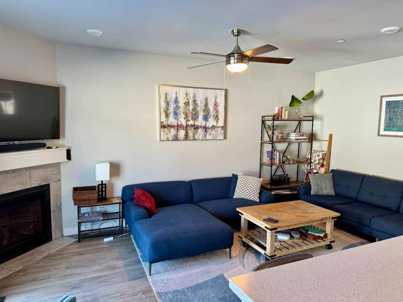 105 CR 5142 - Photo 2 of 14