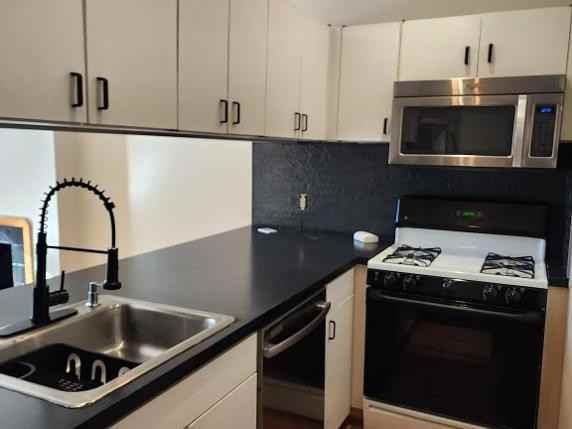 2317 Hickory St - Photo 6 of 11