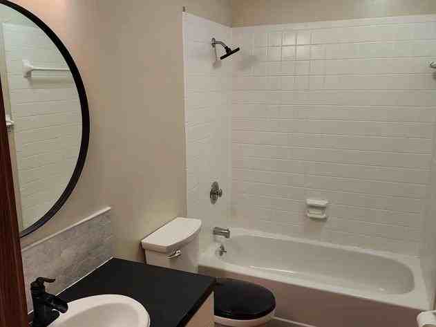 2317 Hickory St - Photo 7 of 11