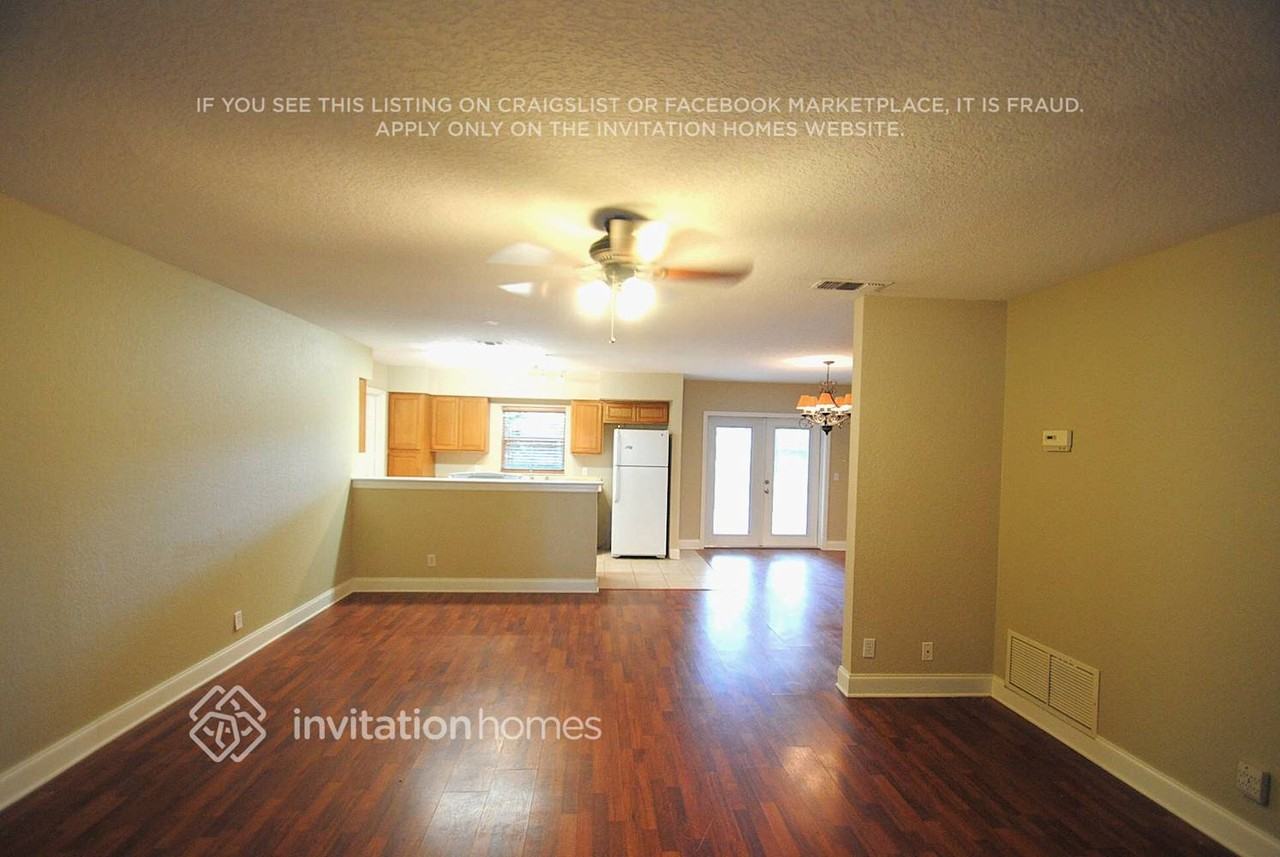404 W Jersey Ave - Photo 2 of 10