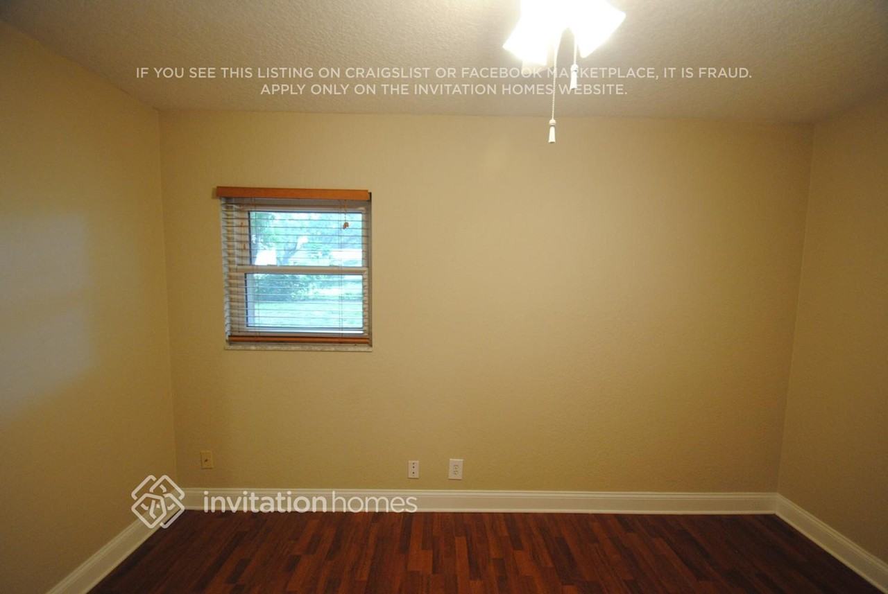 404 W Jersey Ave - Photo 7 of 10