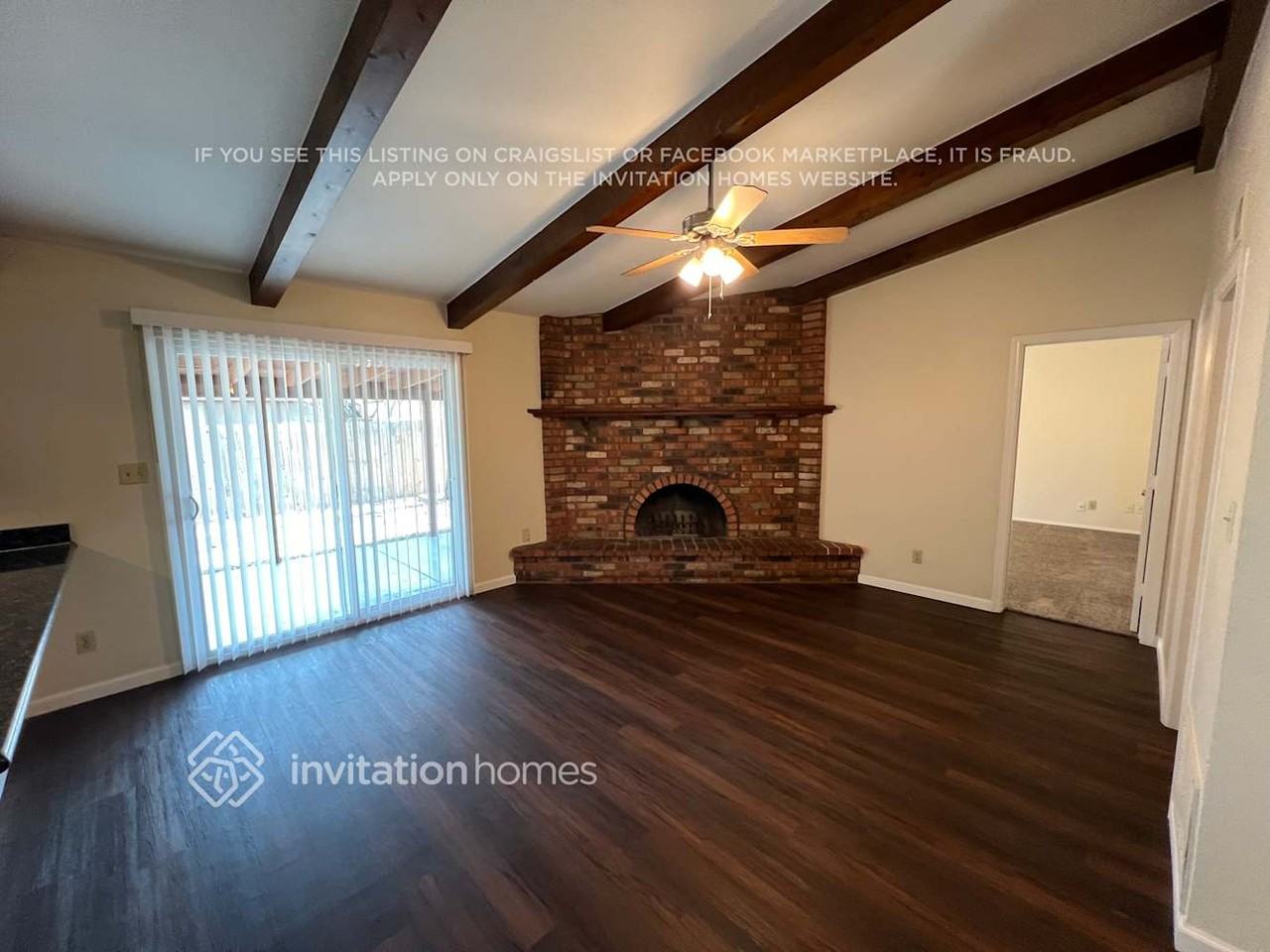 2651 E Jerome Ave - Photo 2 of 11