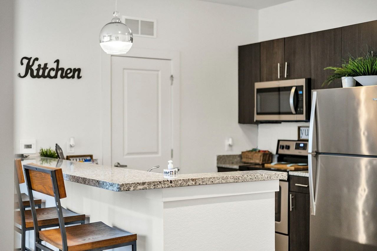 Halo 46:  Off-Campus Student Housing - Photo 7 of 50