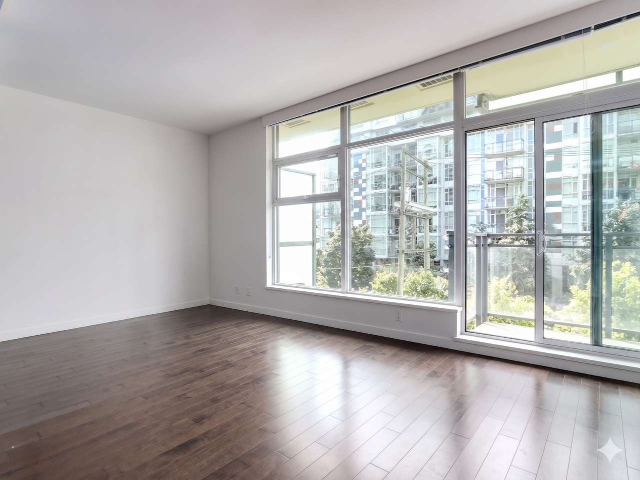 Ontario St & W 1st Ave #633 - Photo 7 of 16