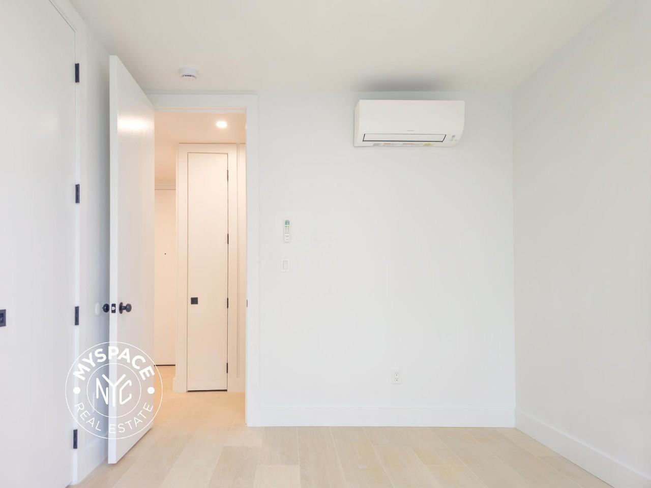 638 Lafayette Ave #3A - Photo 5 of 5