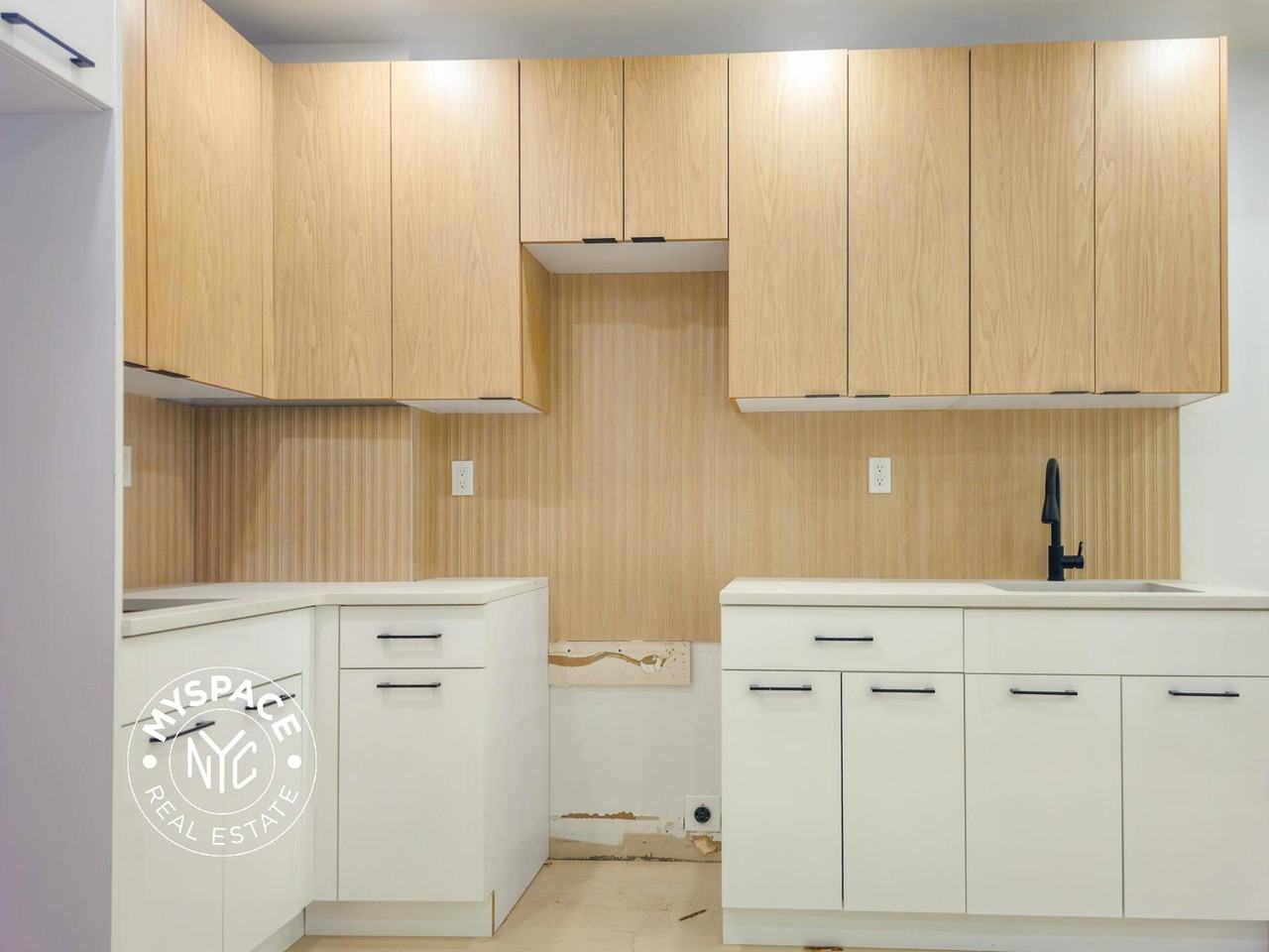 638 Lafayette Ave #3B - Photo 5 of 5