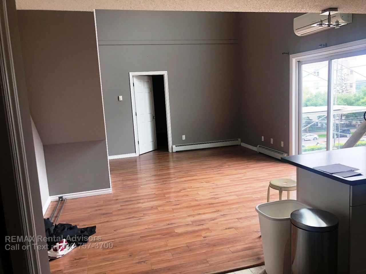 #404 10118 95 street Northwest - Photo 5 of 10