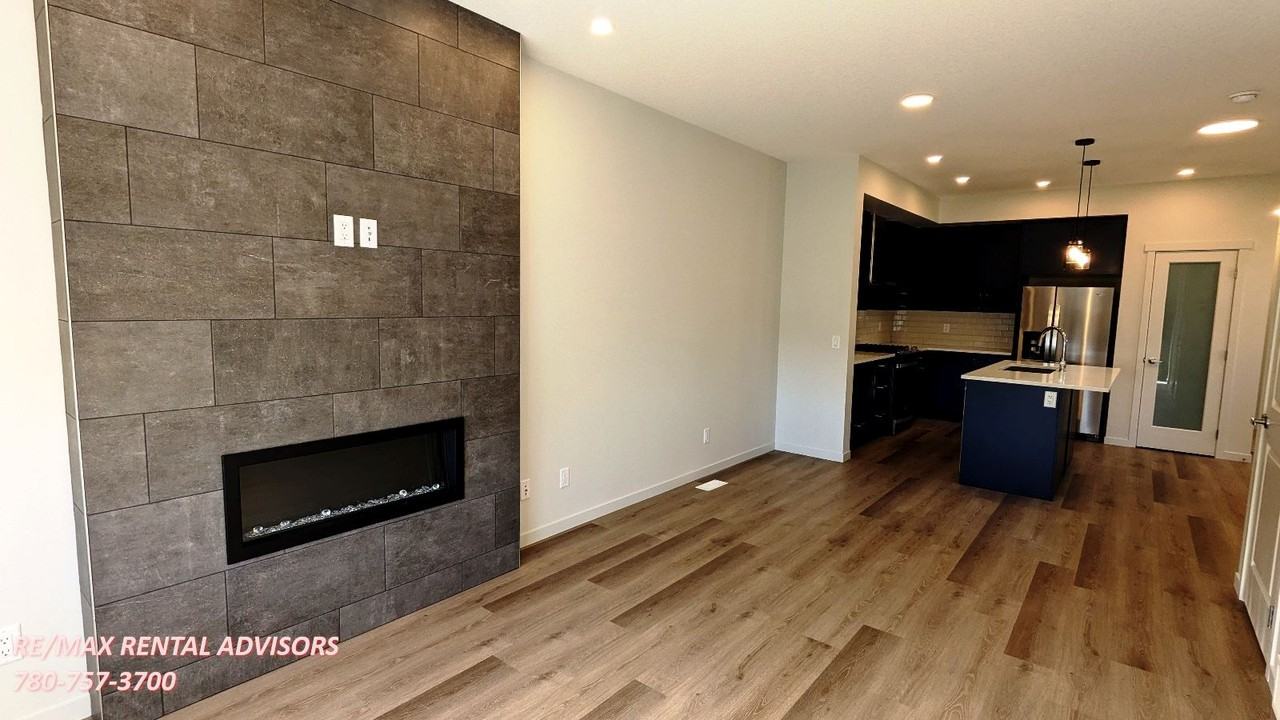 223 Magnolia Drive Southeast - Photo 5 of 17