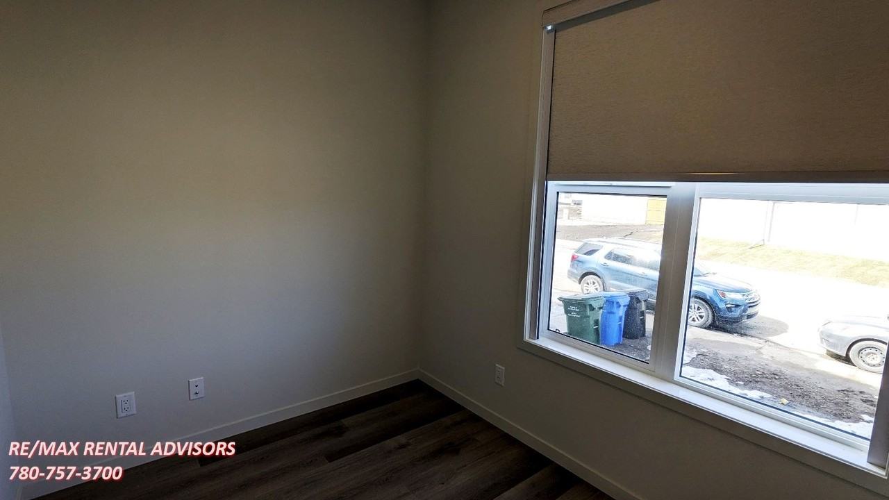 223 Magnolia Drive Southeast - Photo 7 of 17