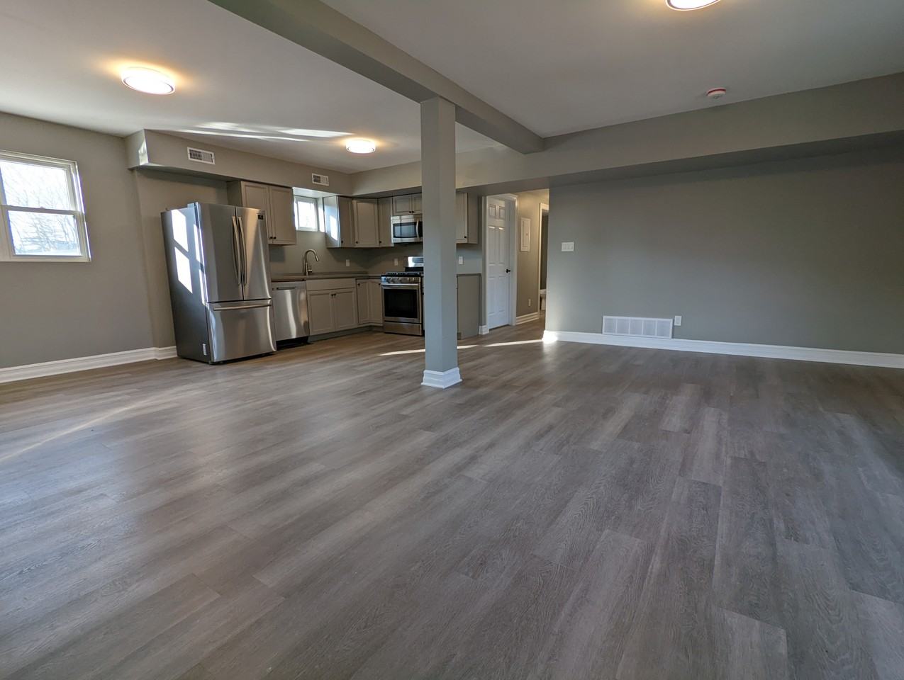 21 Wintemute St - Photo 3 of 9