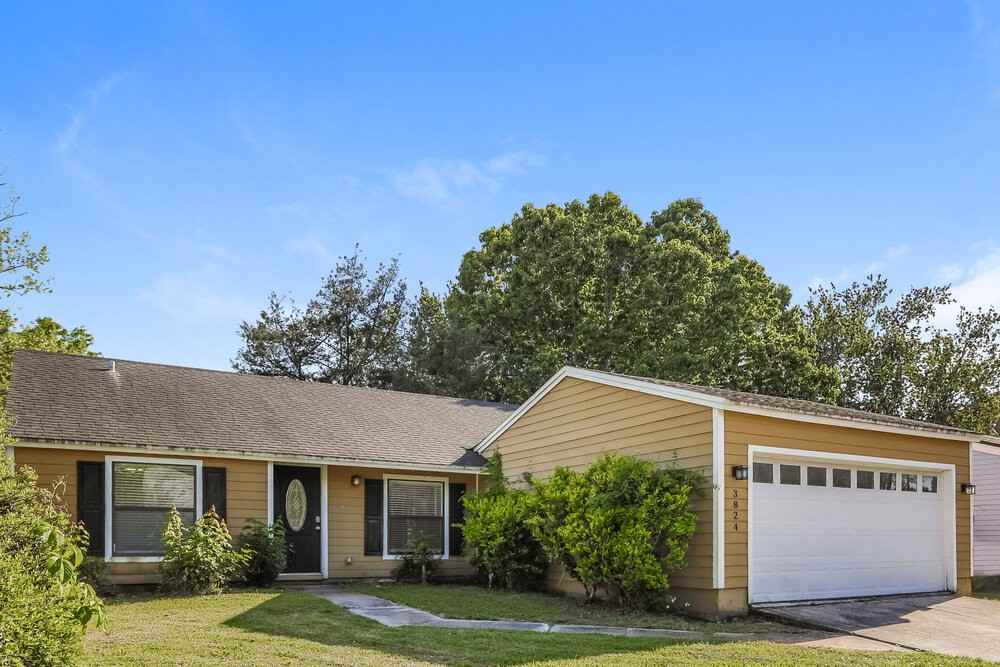 3824 Tree Lake Dr - Photo 3 of 15
