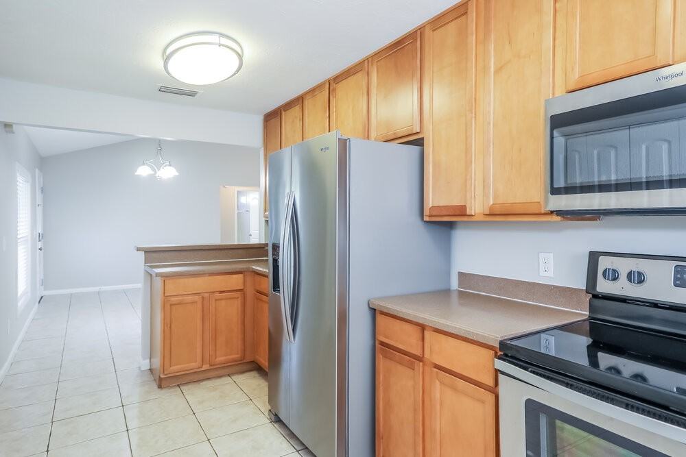 3824 Tree Lake Dr - Photo 7 of 15