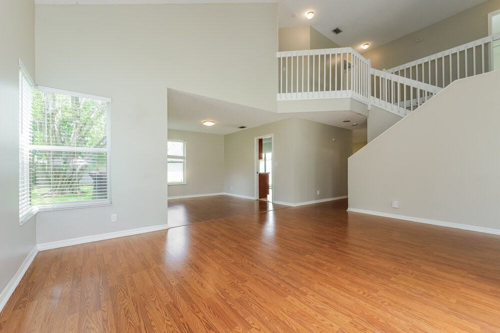 1027 Aviary Rd - Photo 4 of 17