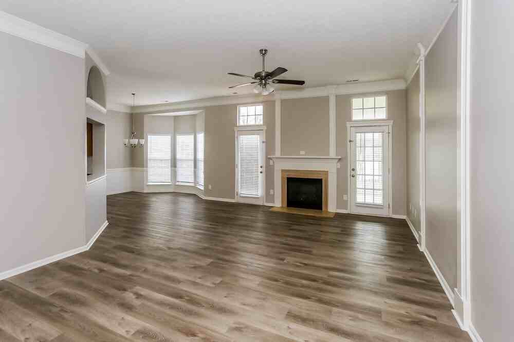 5719 Falls Ridge Ln - Photo 6 of 17