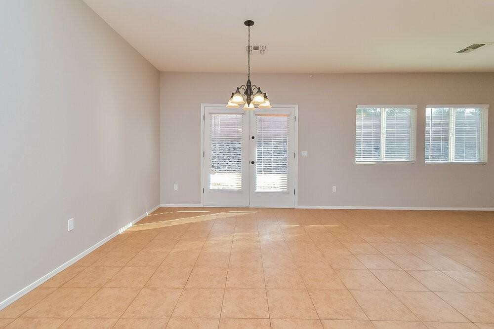 8351 W Screech Owl Dr - Photo 4 of 16