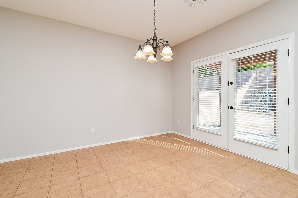 8351 W Screech Owl Dr - Photo 5 of 16