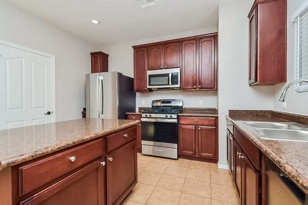 8351 W Screech Owl Dr - Photo 6 of 16