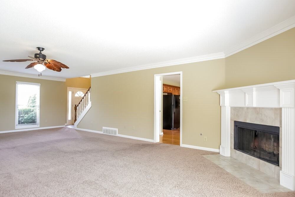 300 N Ericson Rd - Photo 3 of 16