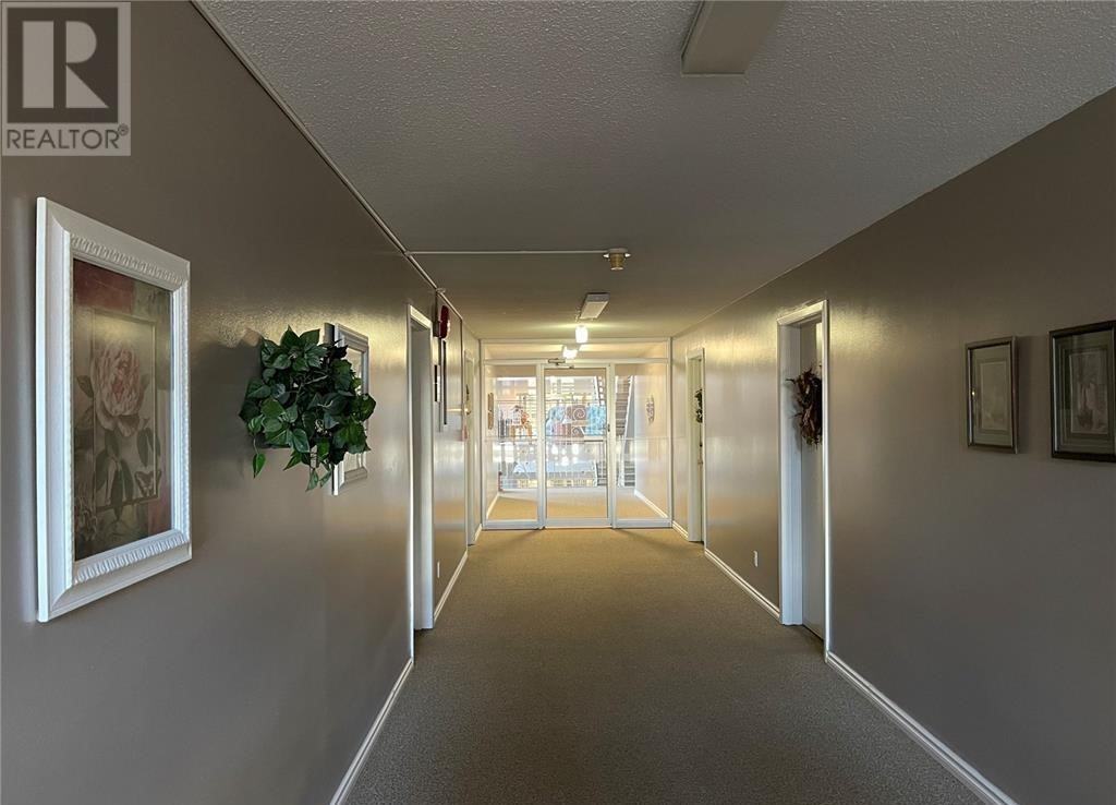 26 Shaw St - Photo 4 of 15