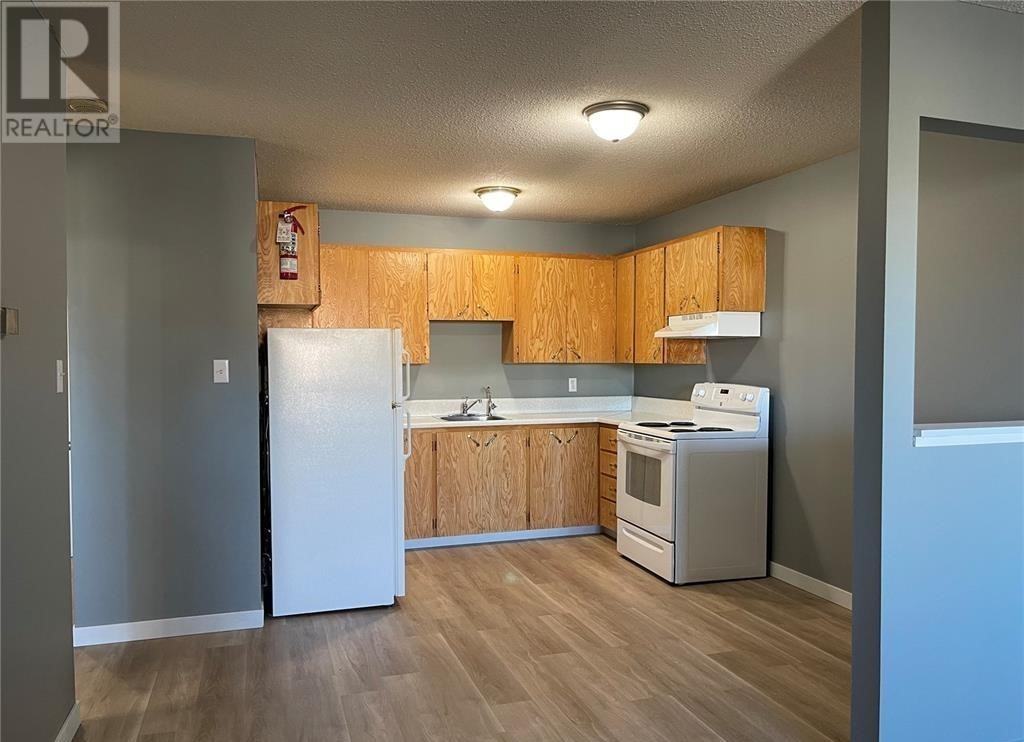 26 Shaw St - Photo 5 of 15