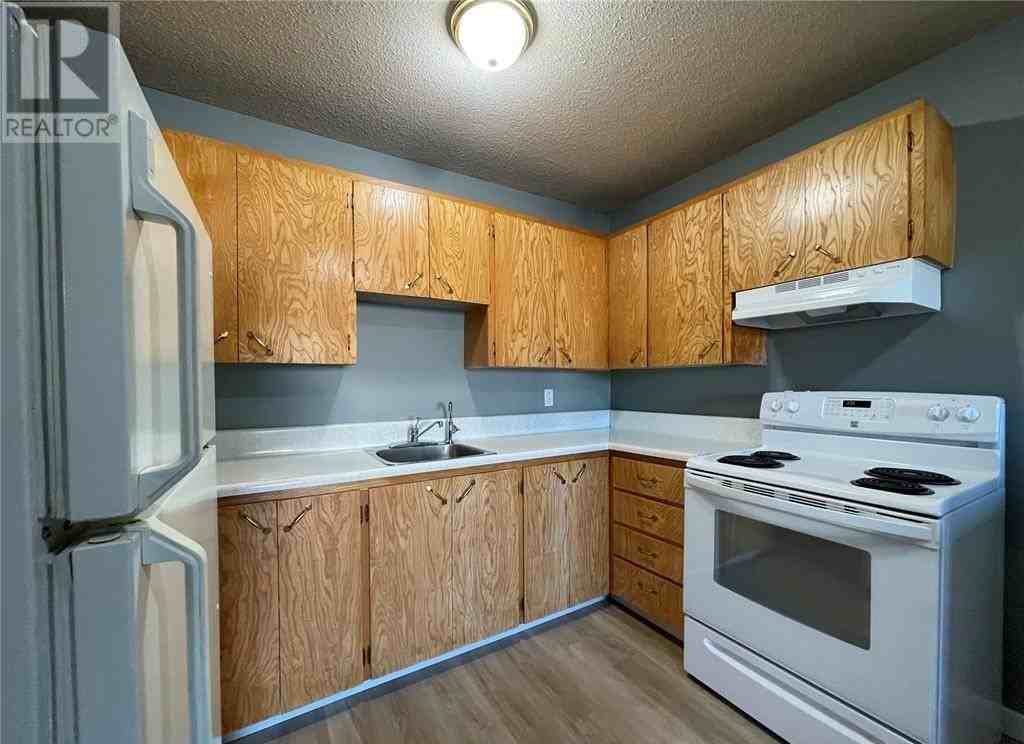 26 Shaw St - Photo 6 of 15