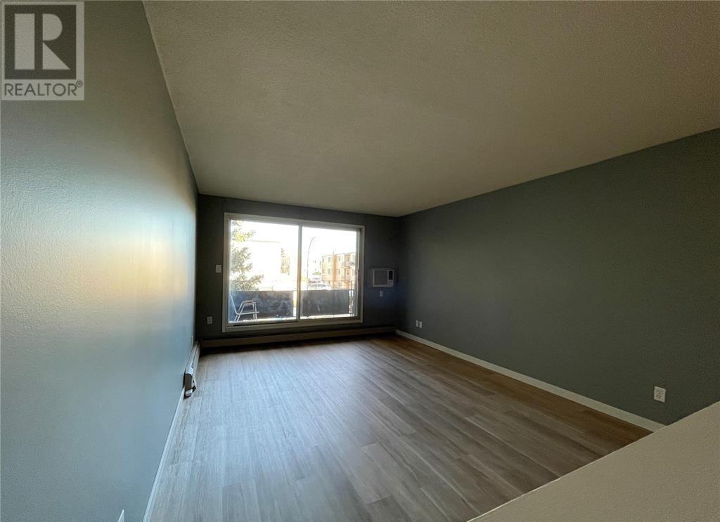 26 Shaw St - Photo 7 of 15