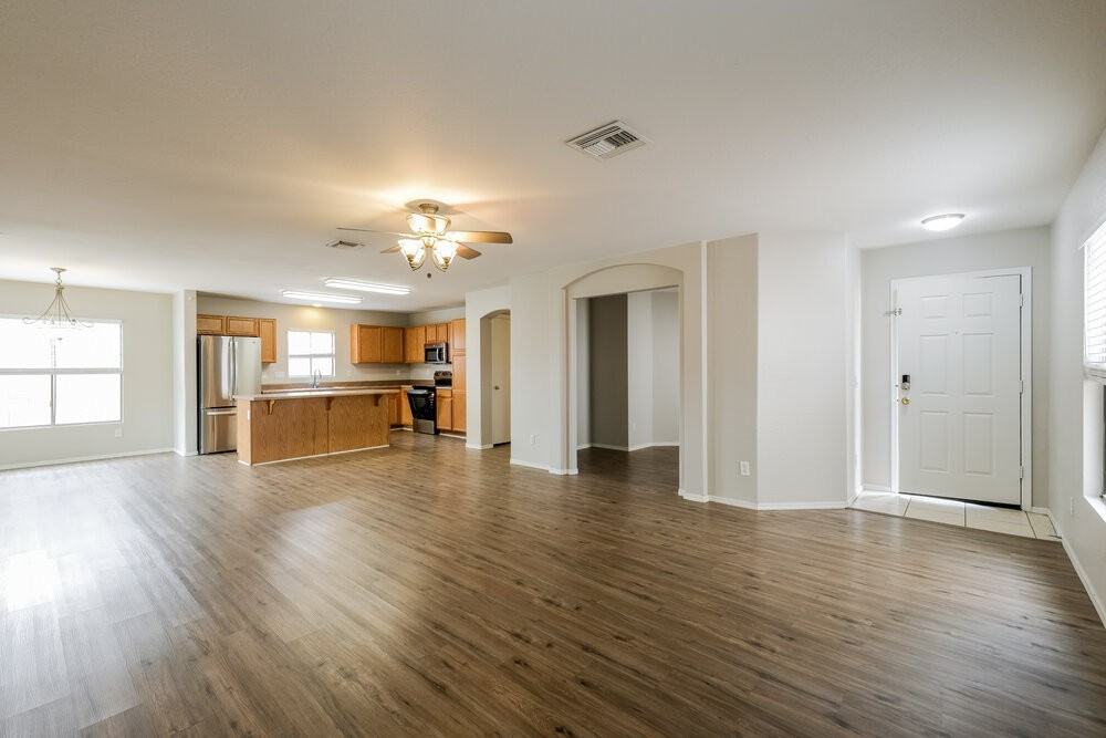 12901 N 127th Ln - Photo 5 of 16
