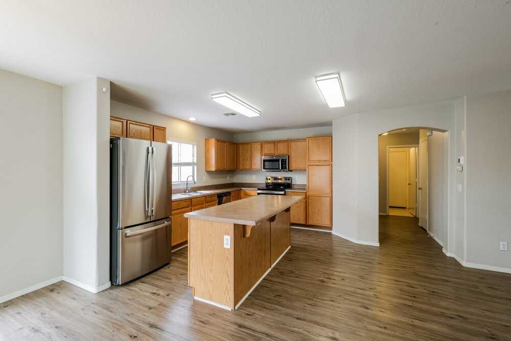 12901 N 127th Ln - Photo 7 of 16