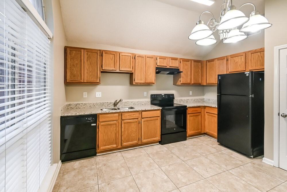 3542 E Regency Park Cir - Photo 6 of 16