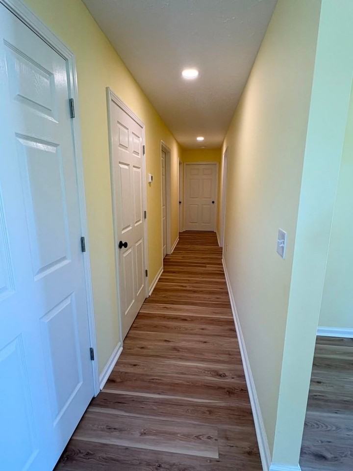 225 J Hunt Rd - Photo 6 of 12