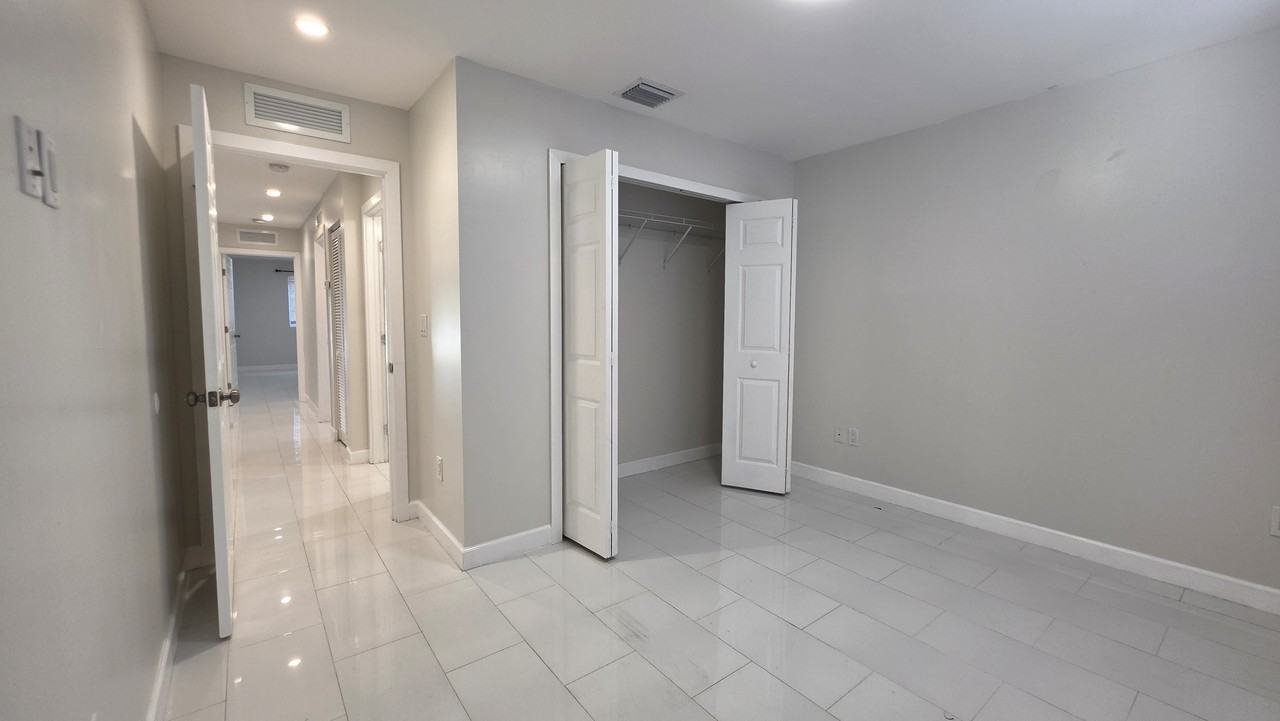 1068 Northwest 112th Street #1068 - Photo 7 of 15