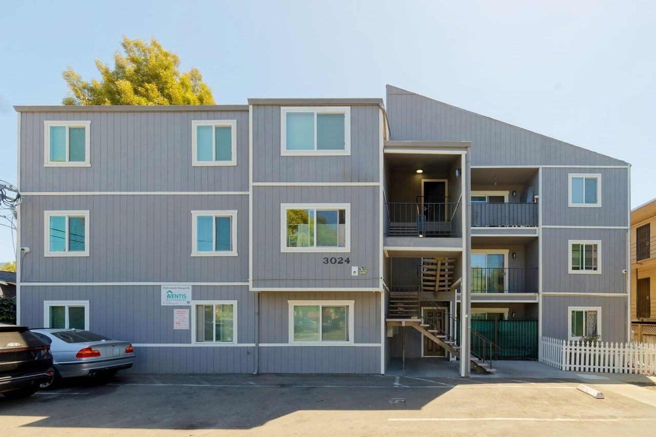 3024 Fruitvale Ave - Photo 2 of 35
