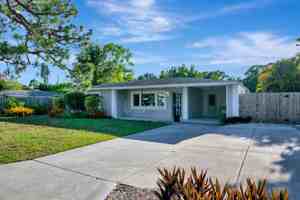 featured image of 5015 Eastchester Dr