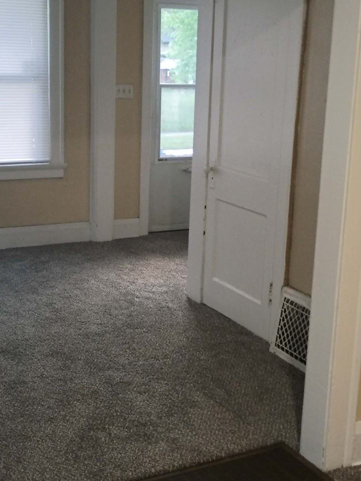1537 Carlyle-Low - Photo 7 of 13