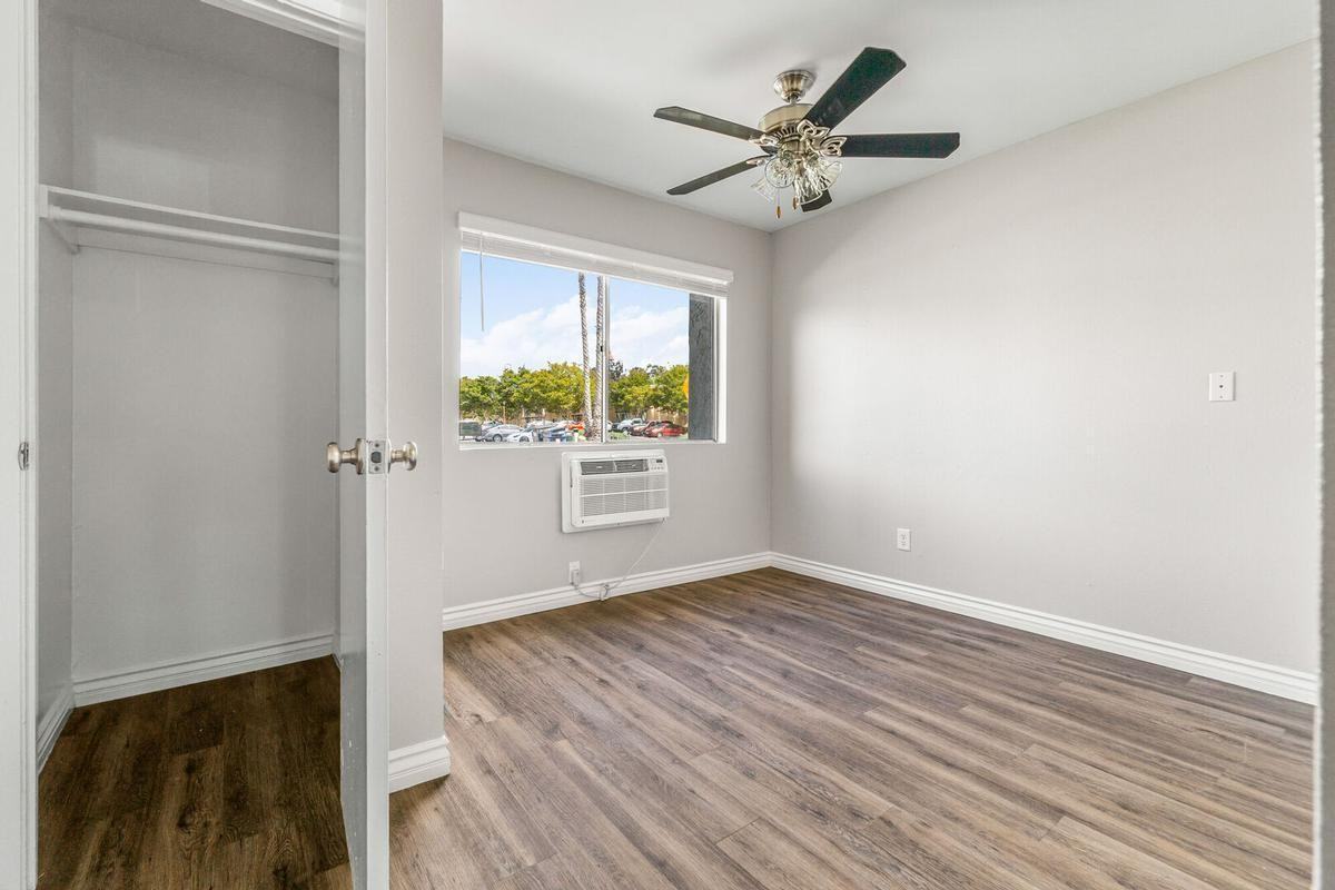 12455 Oak Knoll Rd - Photo 3 of 50
