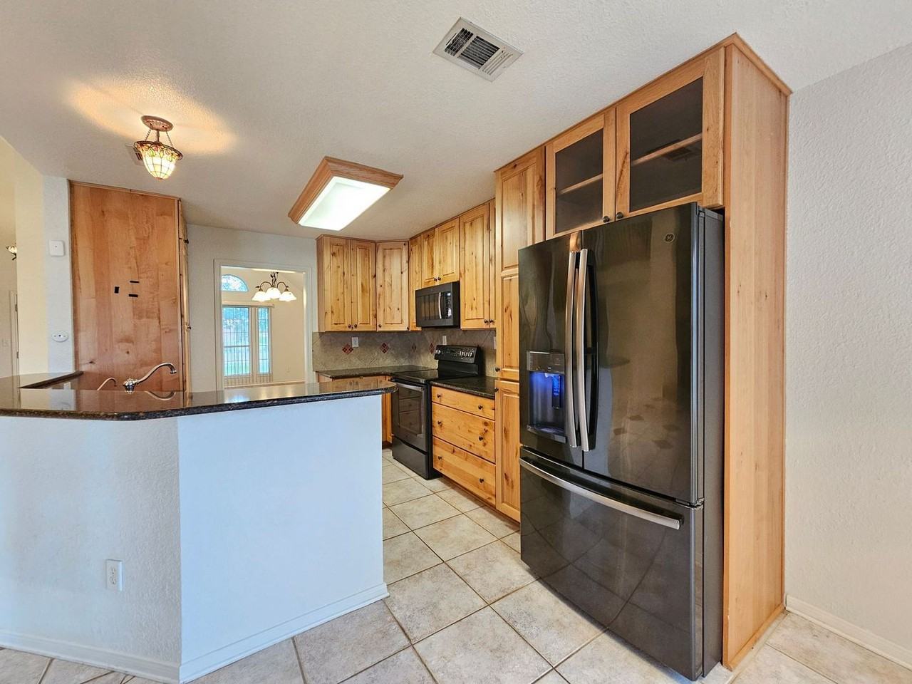 4300 Barrington Trl - Photo 7 of 32