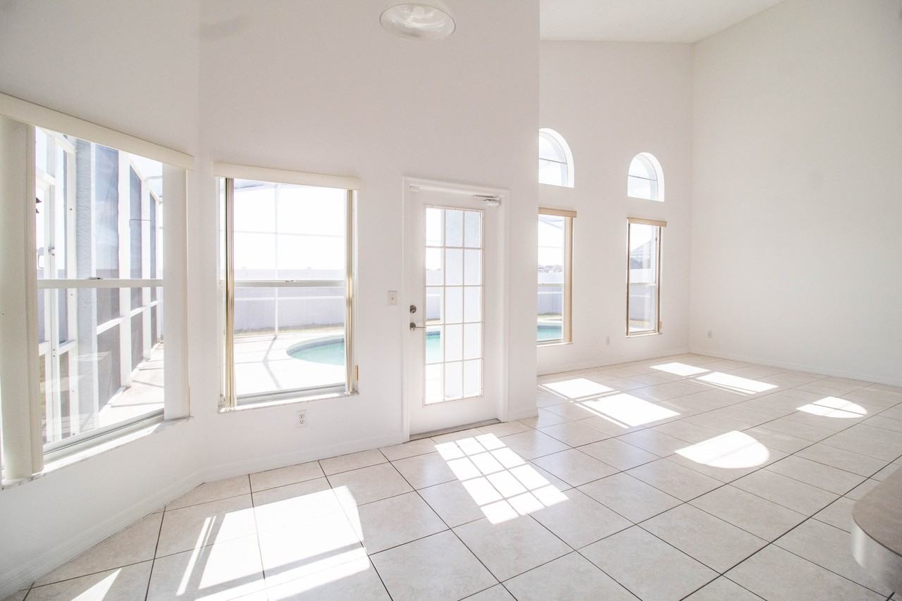 667 Downing Cir #1 - Photo 5 of 42