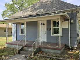 2215 W Phelps St #1 - Photo 1 of 1