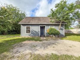 featured image of 272 Schmucks Rd #1