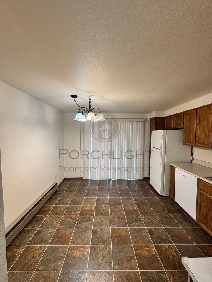 313 14th St #313-14th - Photo 2 of 10
