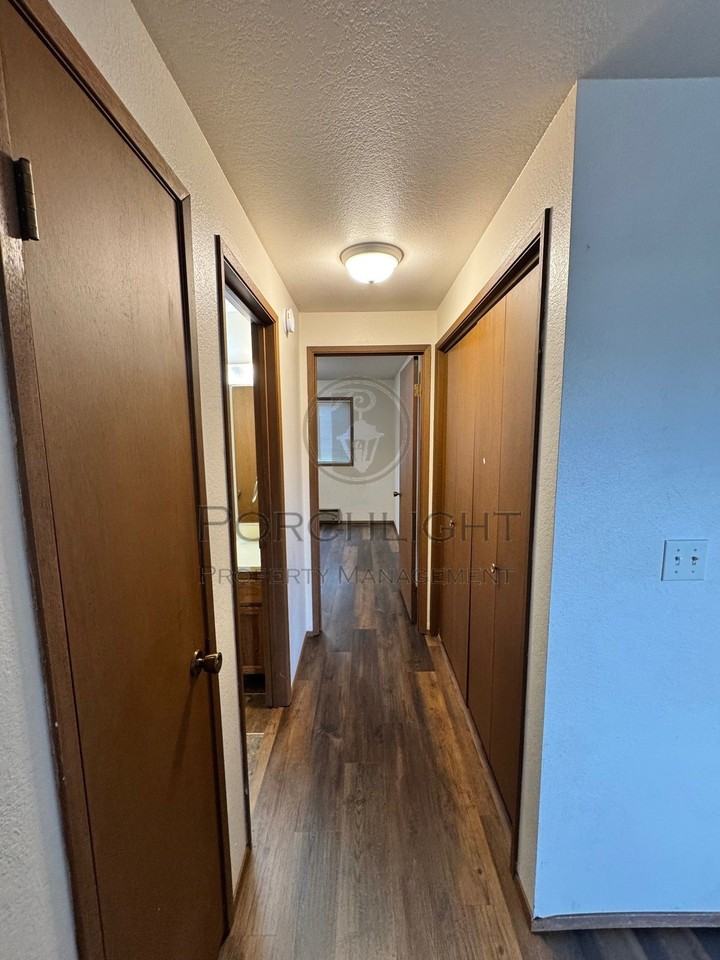 313 14th St #313-14th - Photo 4 of 10