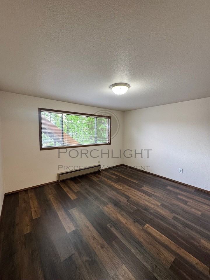 313 14th St #313-14th - Photo 7 of 10