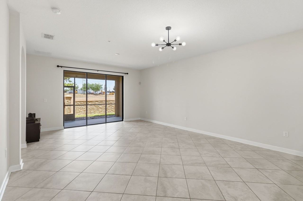 9019 Azalea Sands Ln - Photo 3 of 32