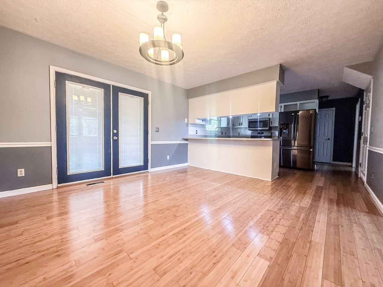 3339 Riveroaks Dr - Photo 6 of 37