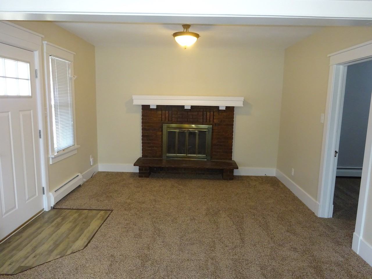 4302 Benton St - Photo 2 of 10