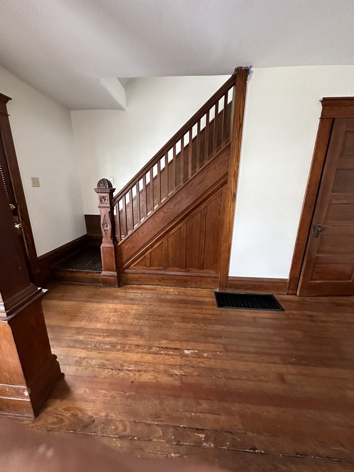 71 W Locust St #1 - Photo 5 of 11