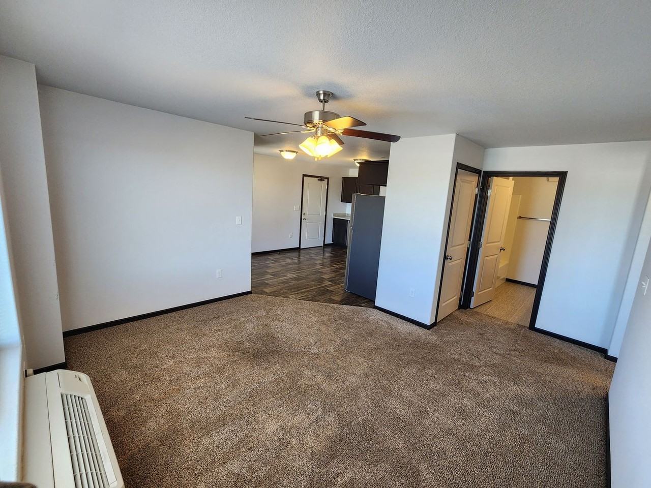 857 Tower Rd - Photo 5 of 38