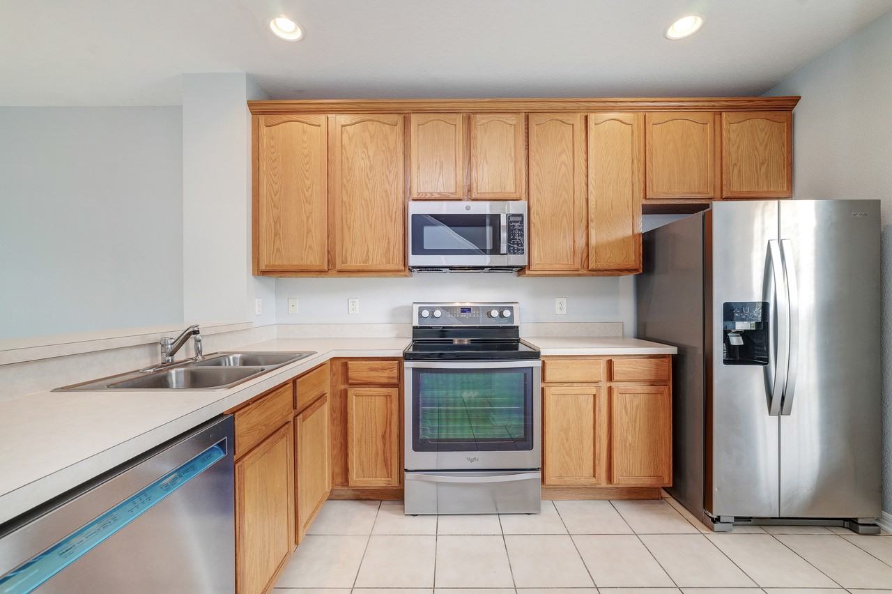 3486 Wilshire Way Rd #1 - Photo 2 of 30