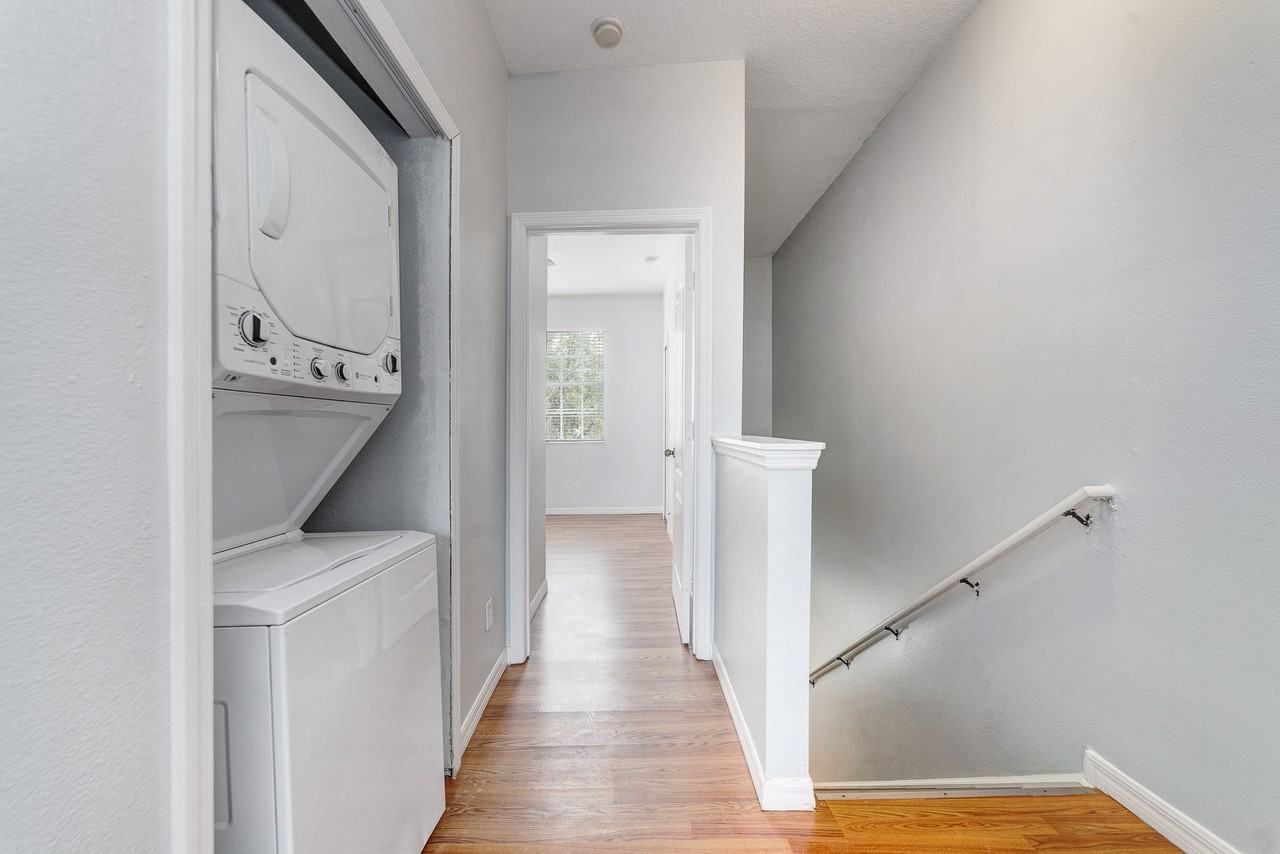 3486 Wilshire Way Rd #1 - Photo 7 of 30